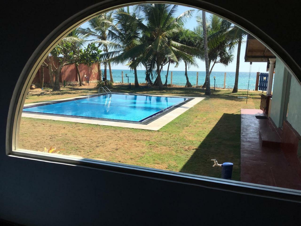 Airy Dale Villa And Guesthouse อัมบาลังโกดา ภายนอก รูปภาพ