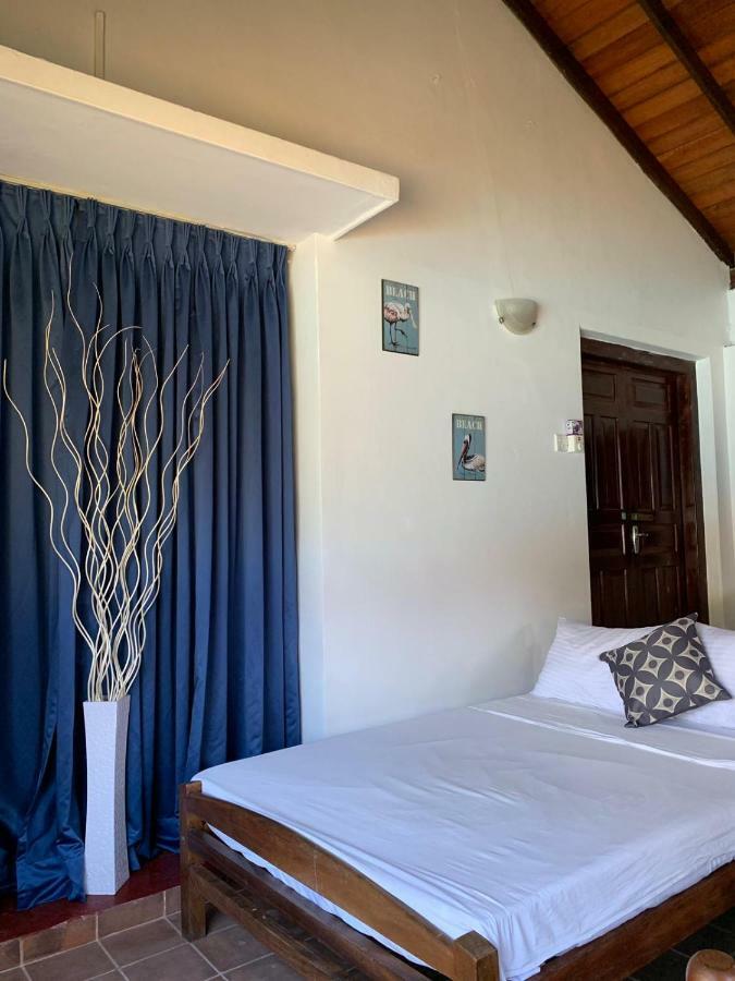 Airy Dale Villa And Guesthouse อัมบาลังโกดา ภายนอก รูปภาพ