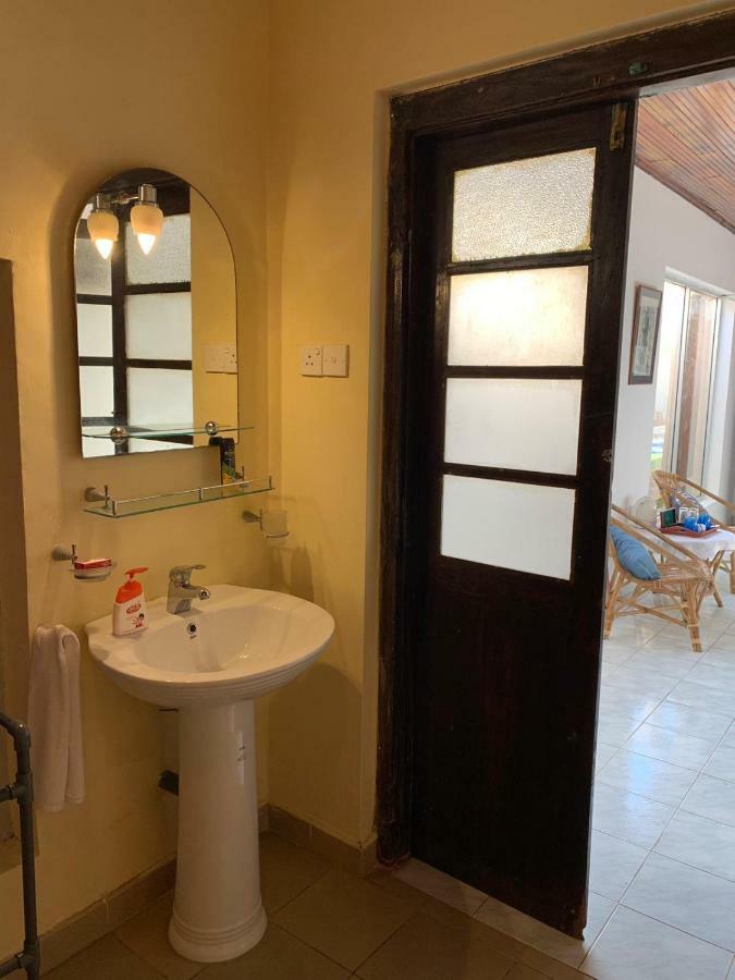 Airy Dale Villa And Guesthouse อัมบาลังโกดา ภายนอก รูปภาพ